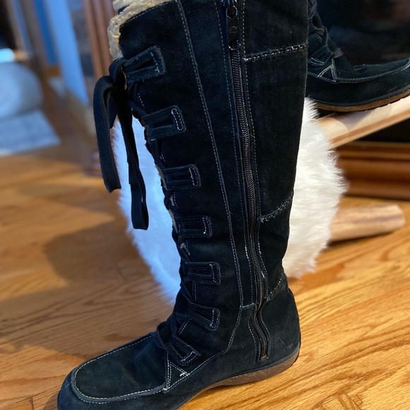 Timberland Women's Suede Boots - Picture 2 of 9